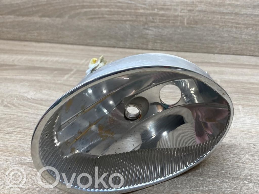 Mercedes-Benz E W211 Mascherina/griglia fendinebbia anteriore 