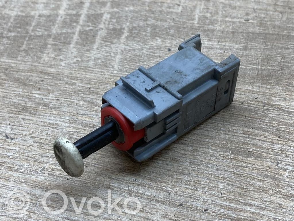 Sensor Bremspedal   09185907