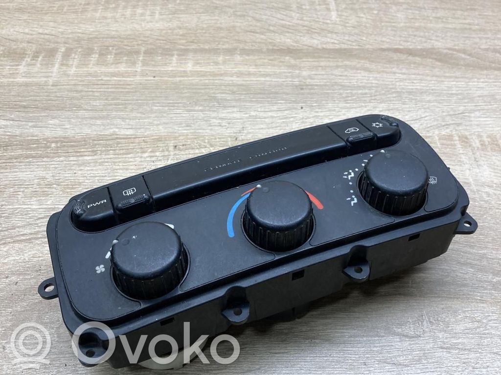 Chrysler Voyager Climate control unit 