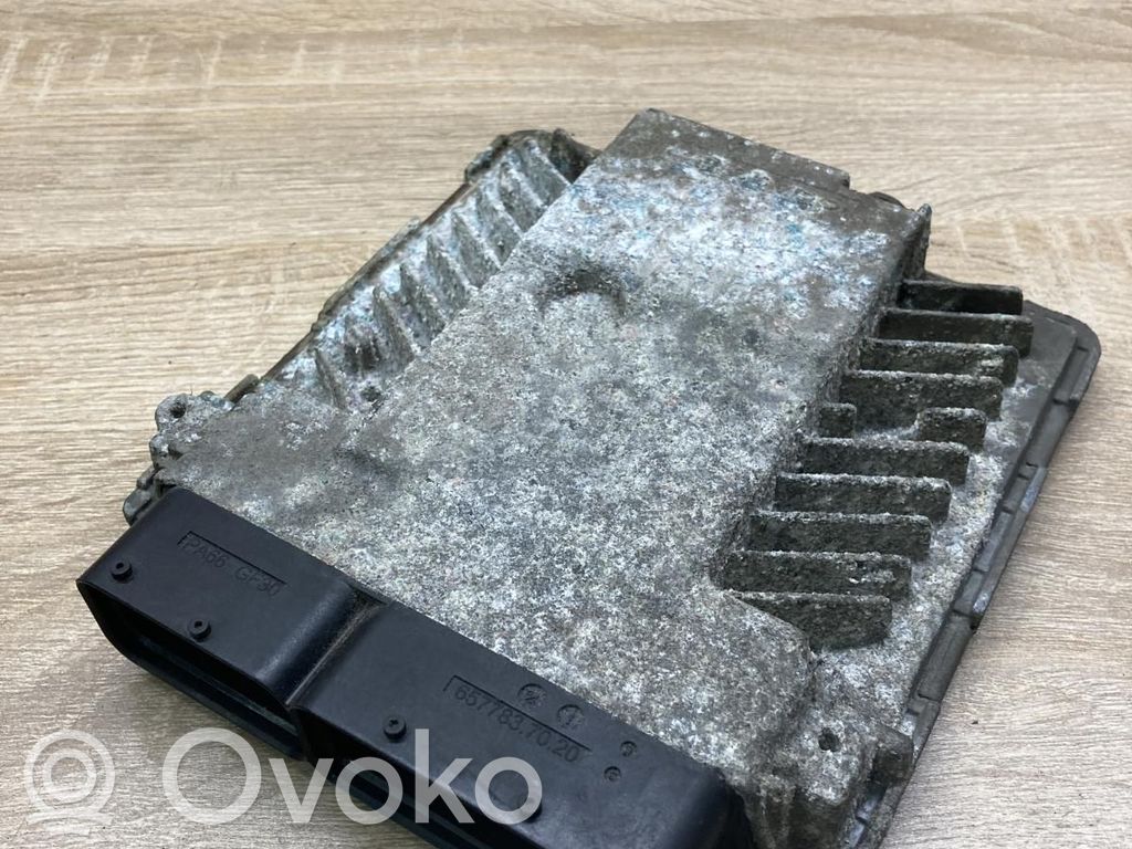 Volkswagen PASSAT B6 Engine control unit/module ECU 