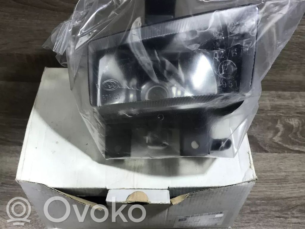 Opel Omega B2 Etusumuvalo 