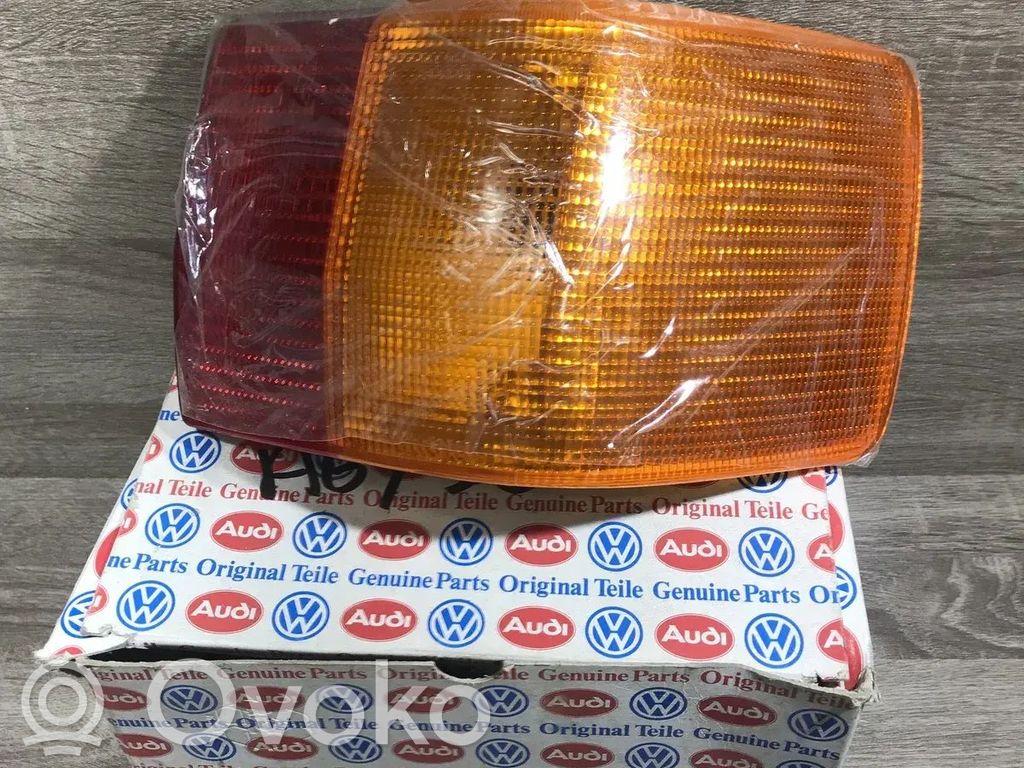 Audi 100 S4 C4 Aizmugurējais lukturis virsbūvē 