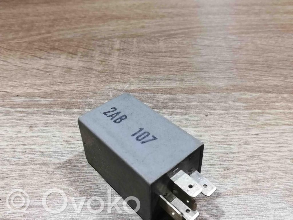 Muu rele   88AG18C641AA
