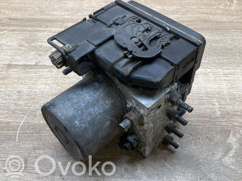 Toyota Corolla E120 E130 Pompa ABS 