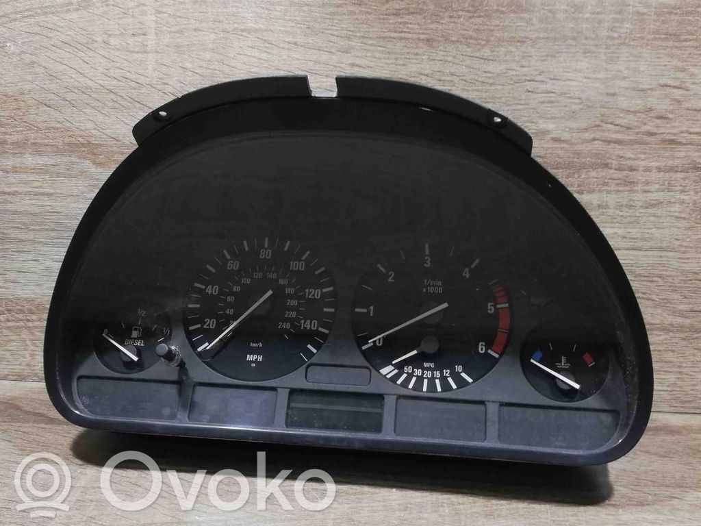 BMW 5 E39 Spidometrs (instrumentu panelī) 
