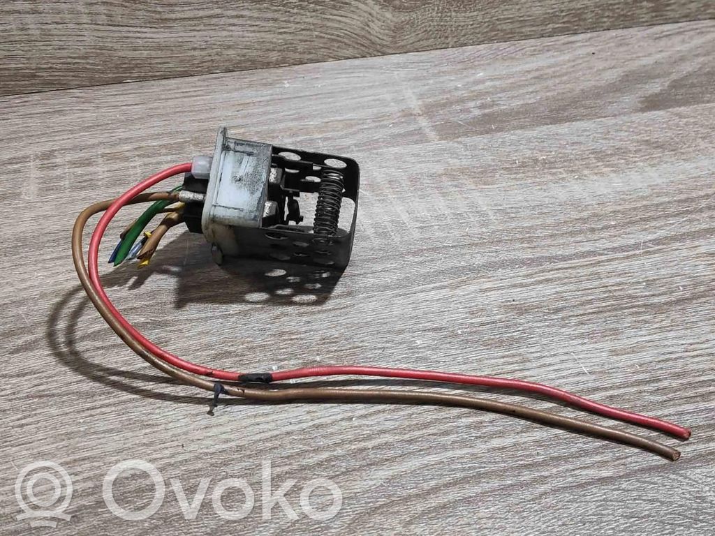 Opel Vectra C Rezystor / Opornik dmuchawy nawiewu 