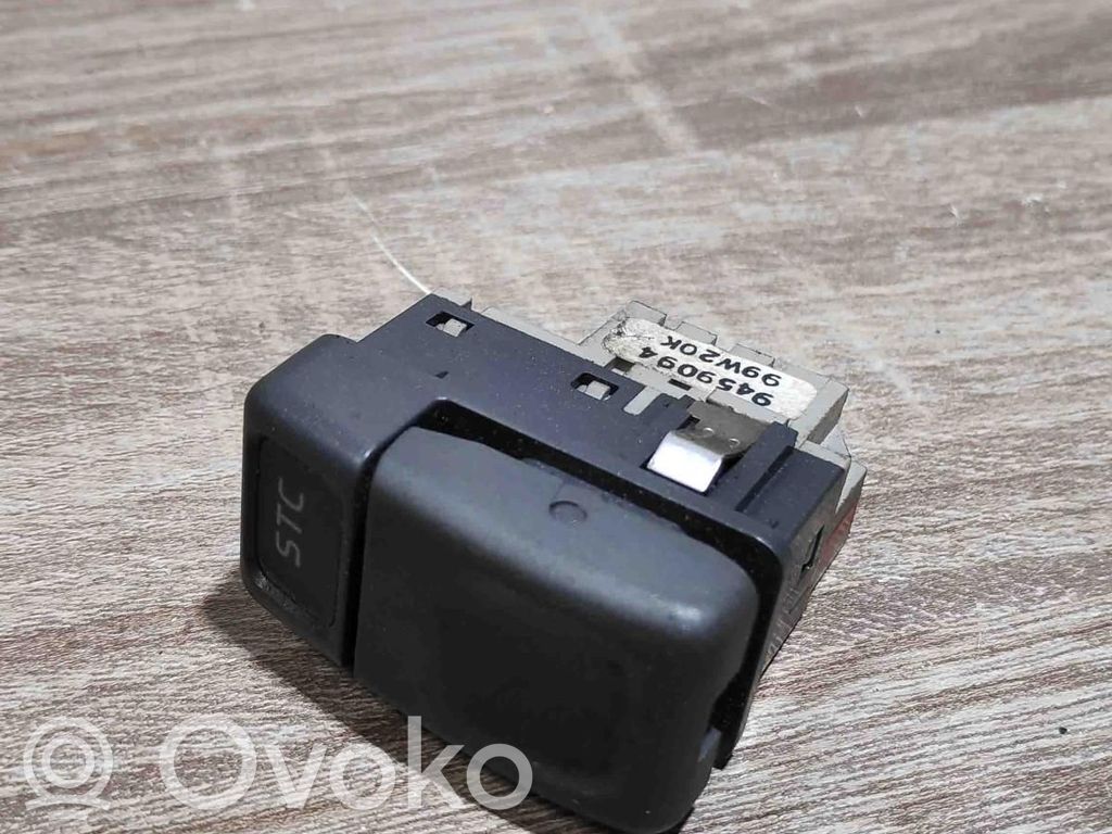 Volvo S70  V70  V70 XC Comutator controlul tracțiunii (ASR) 