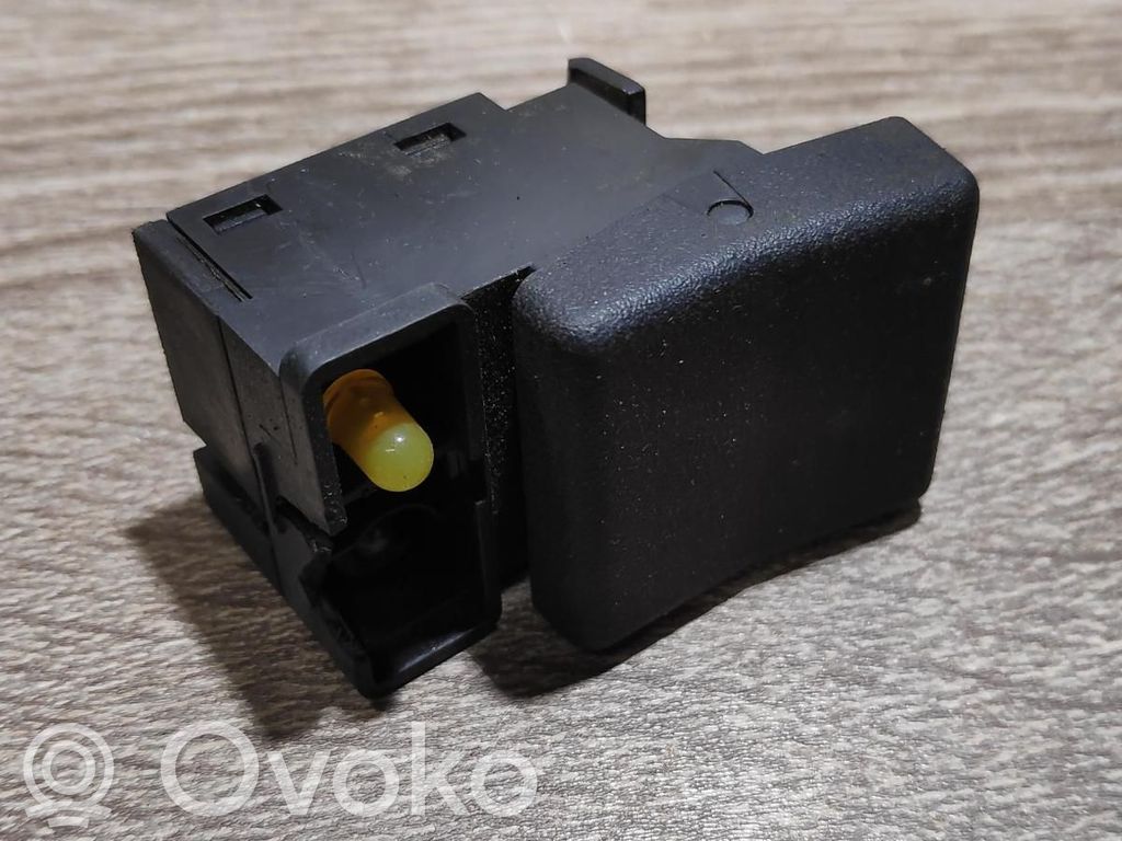 Opel Omega A Windscreen/window heater switch 