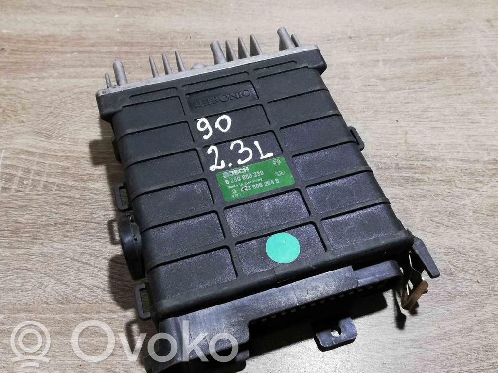 Audi 80 90 S2 B4 Unitate control motor/modul ECU 