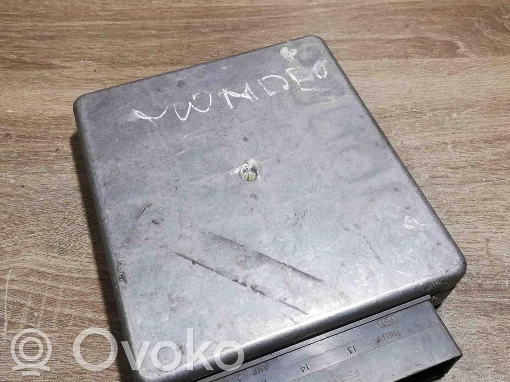 Ford Mondeo Mk III Unité de commande, module ECU de moteur 