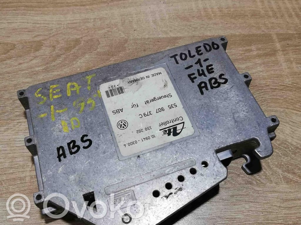 Volkswagen PASSAT B4 ABS control unit/module 