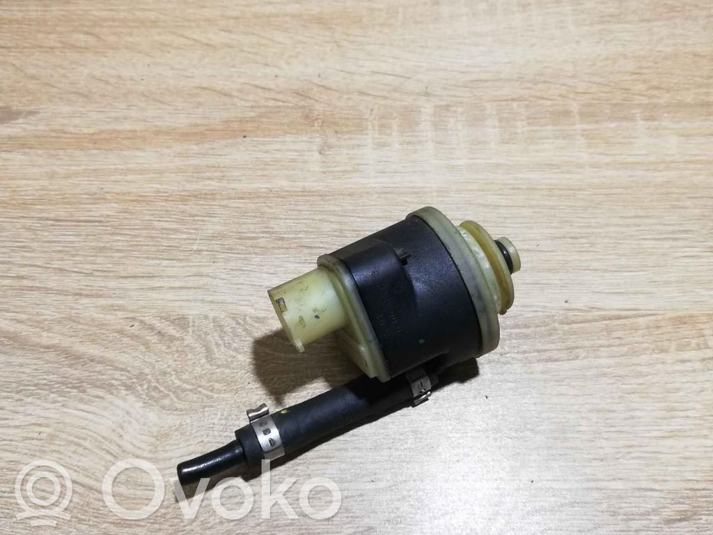 BMW X5 F15 Pompa wtryskowa wysokiego ciśnienia 