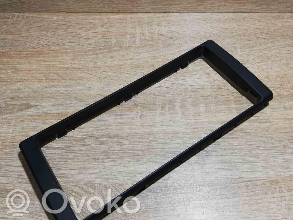 BMW 5 E39 Rămă unitate radio/GPS 