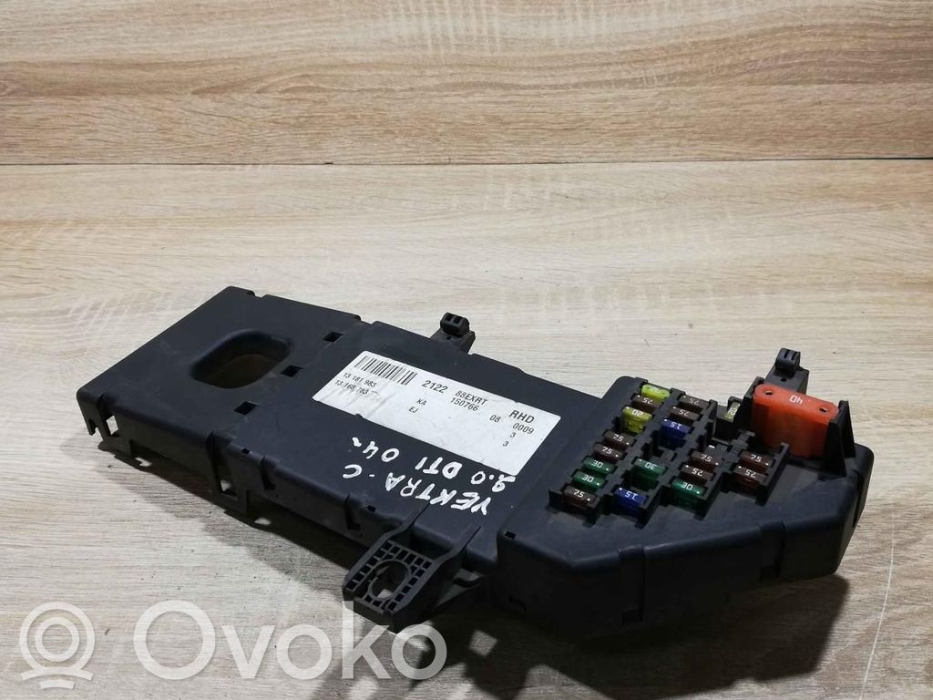 Opel Signum Modulo fusibile 