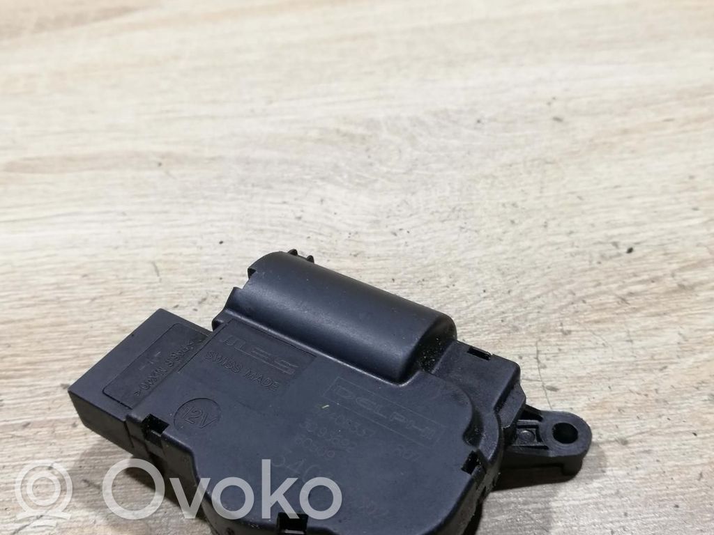 Opel Astra H Motorino attuatore aria 
