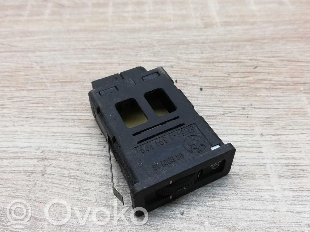 BMW 5 E34 Przycisk / Pokrętło regulacji świateł 