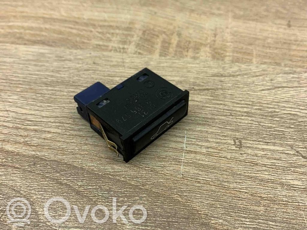 Tailgate/trunk/boot open switch   8365579