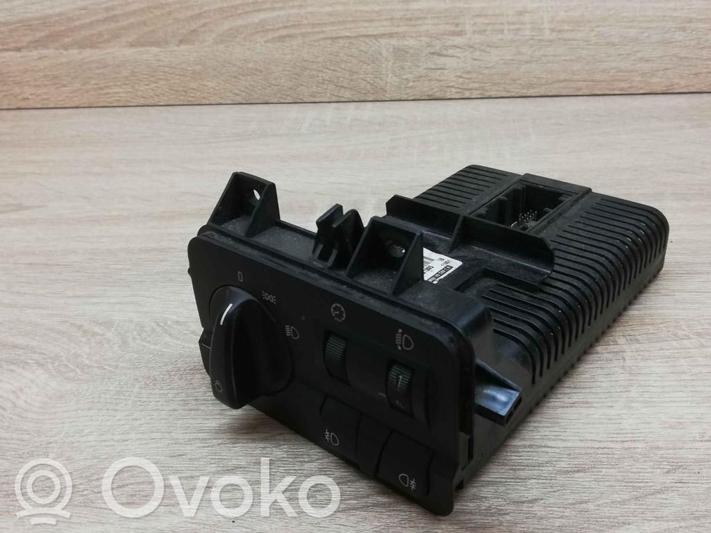 Lichtschalter   4108586,086480061