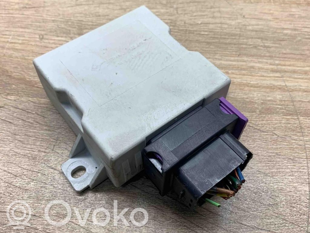 Toyota Avensis T250 Releu ștergătoare 