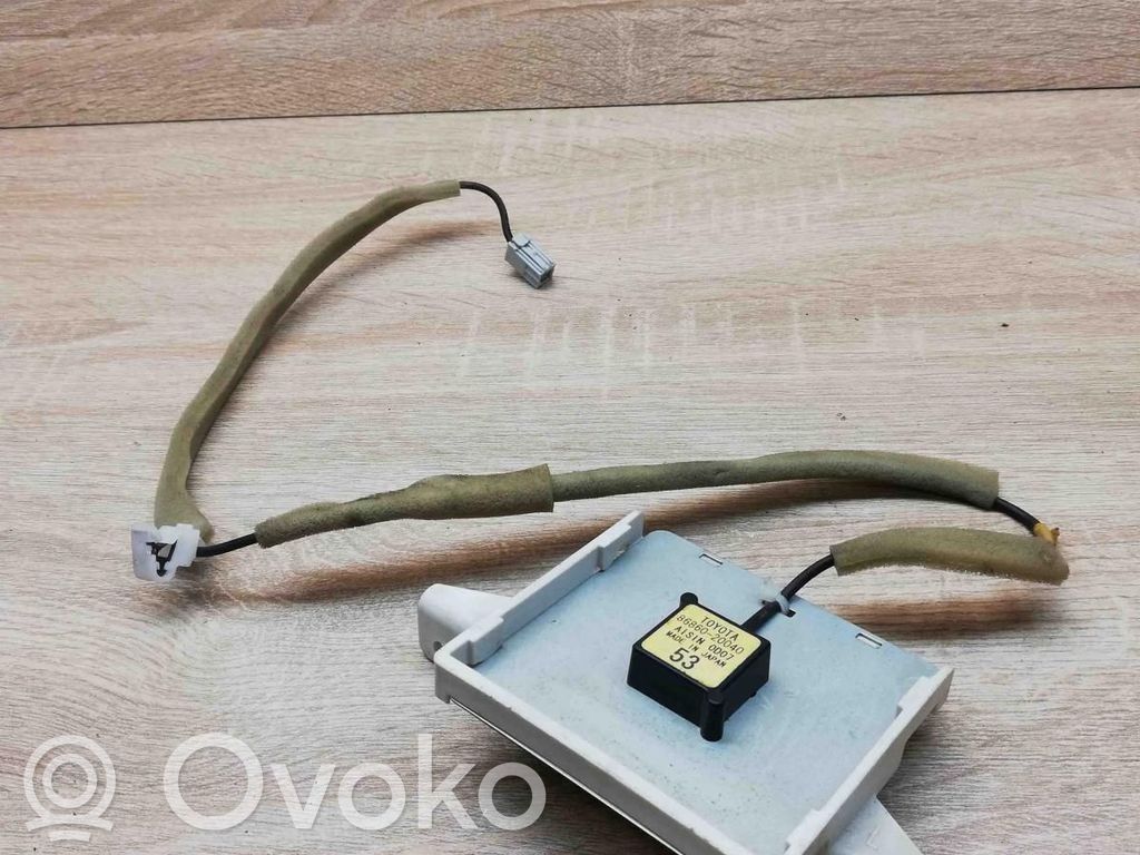Toyota Avensis T270 Radion antenni 