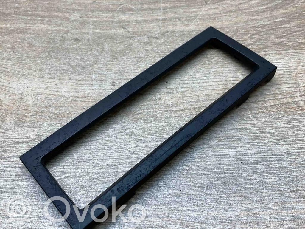 Volkswagen PASSAT B5.5 Console centrale, commande chauffage/clim 