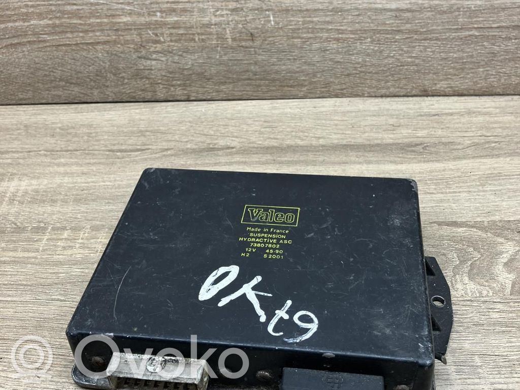 Module de commande suspension   73807802