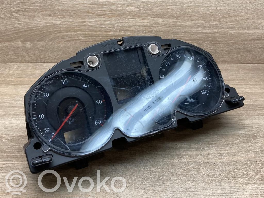 Volkswagen PASSAT B6 Tachimetro (quadro strumenti) 