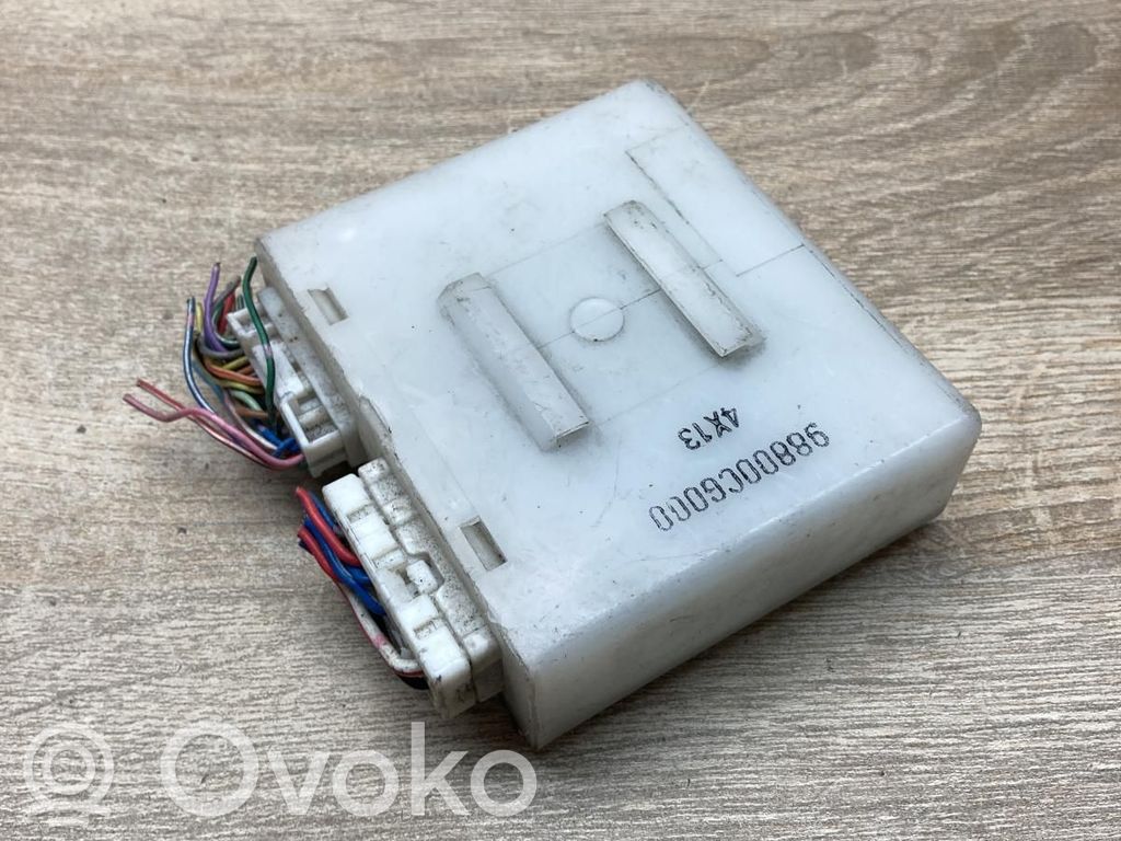 Module de commande de siège   98800CG000