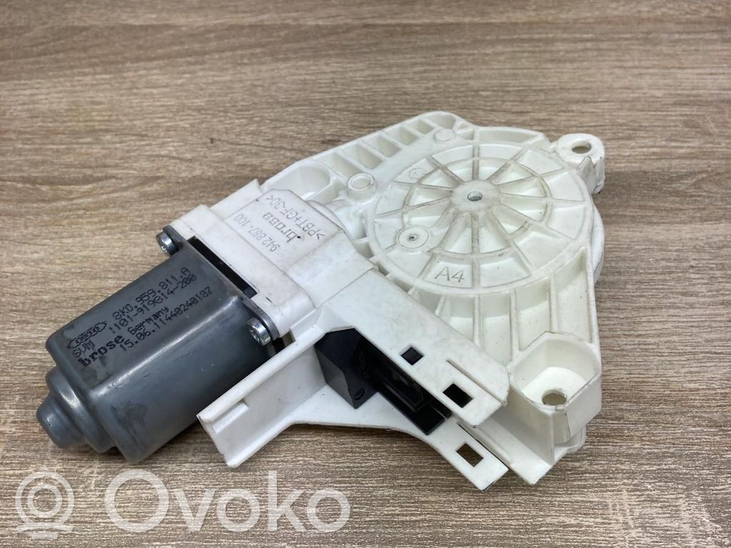 Audi A4 S4 B8 8K Silniczek podnoszenia szyby drzwi tylnych