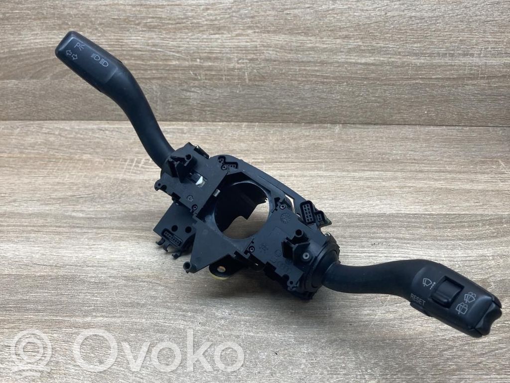 Audi A4 S4 B6 8E 8H Commodo, commande essuie-glace/phare