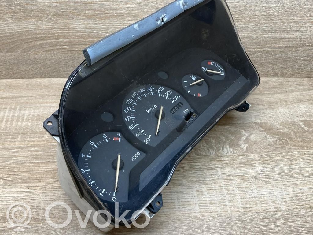Ford Escort Nopeusmittari (mittaristo) 