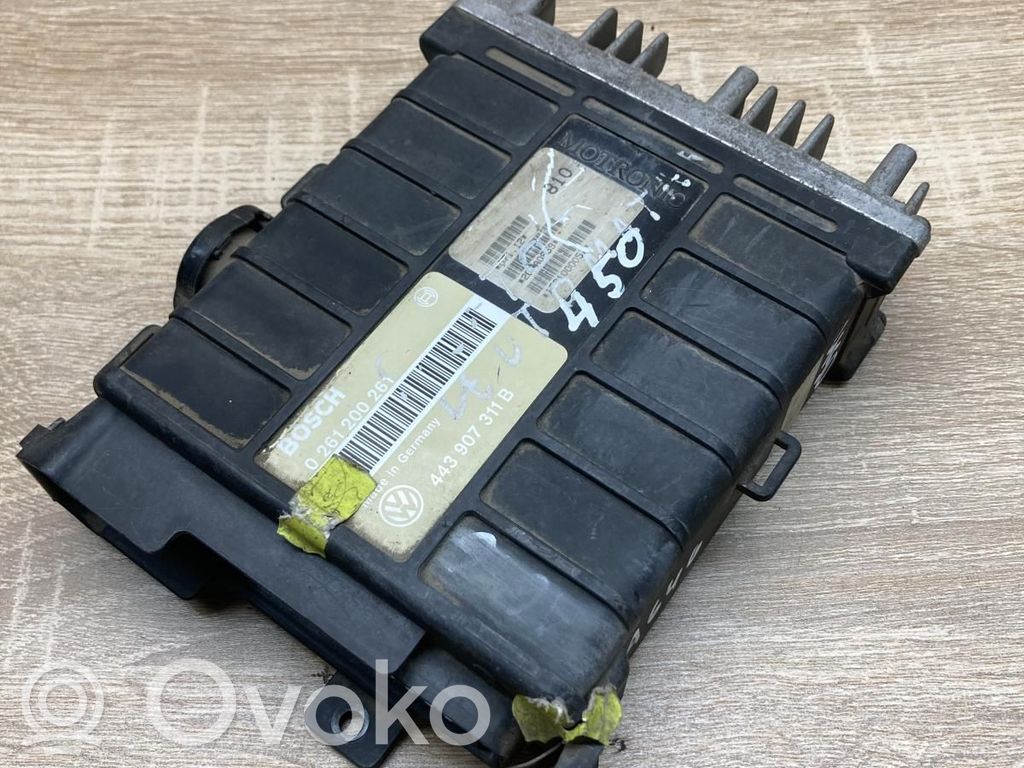 Volkswagen PASSAT B3 Unitate control motor/modul ECU 