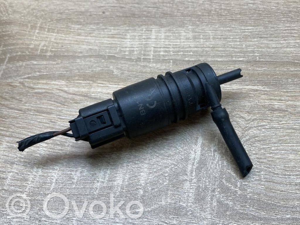 Pompa spryskiwacza szyby przedniej / czołowej   6931910,BN15