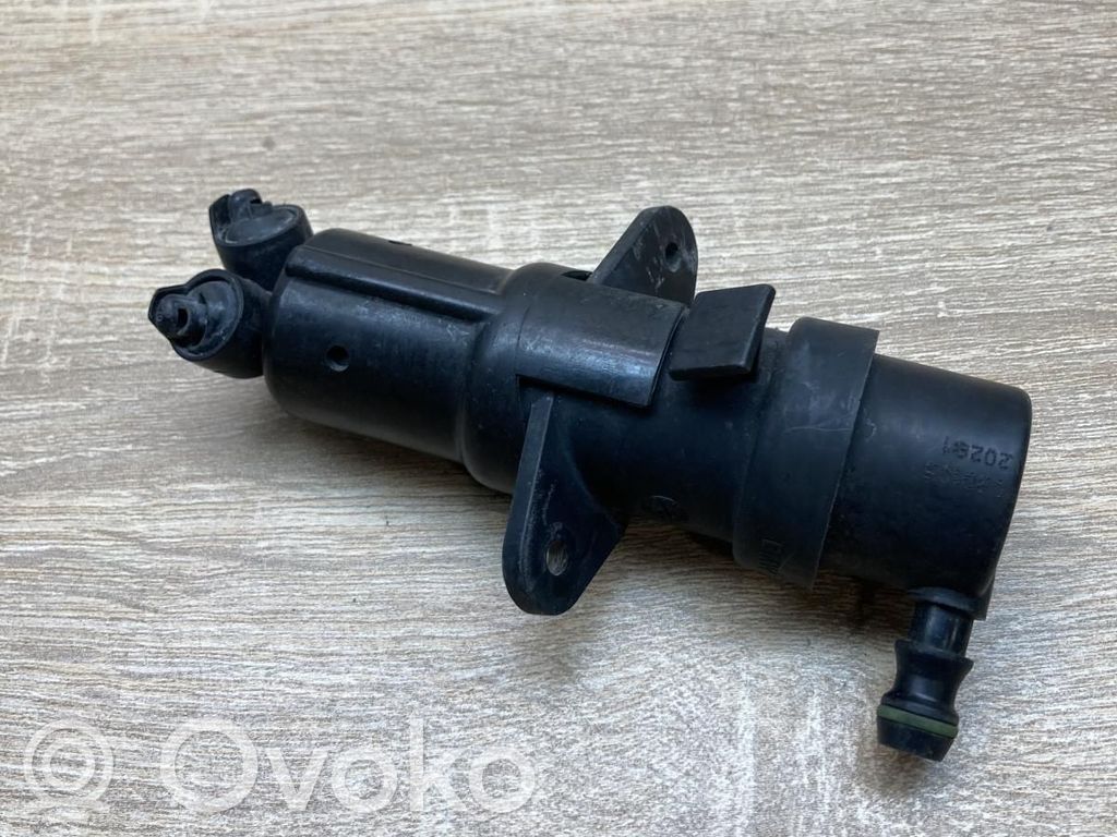 BMW 7 E65 E66 Ugello a spruzzo lavavetri per faro 