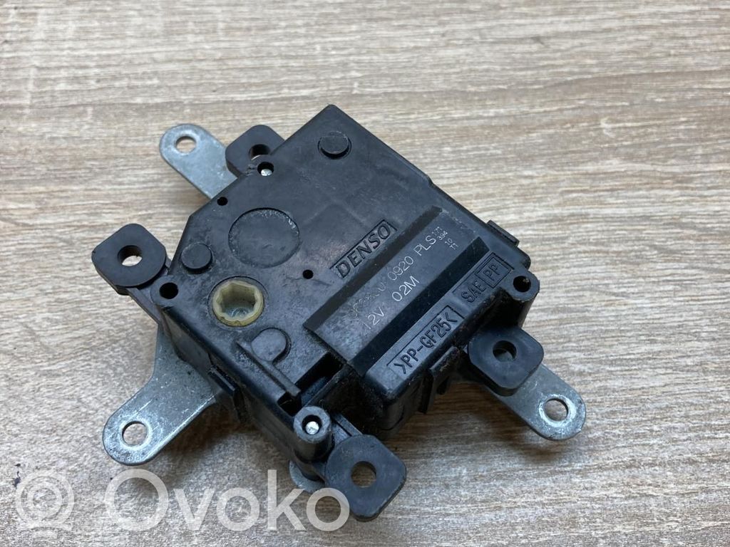 Toyota Avensis T250 Motor/actuator clapetă aer 