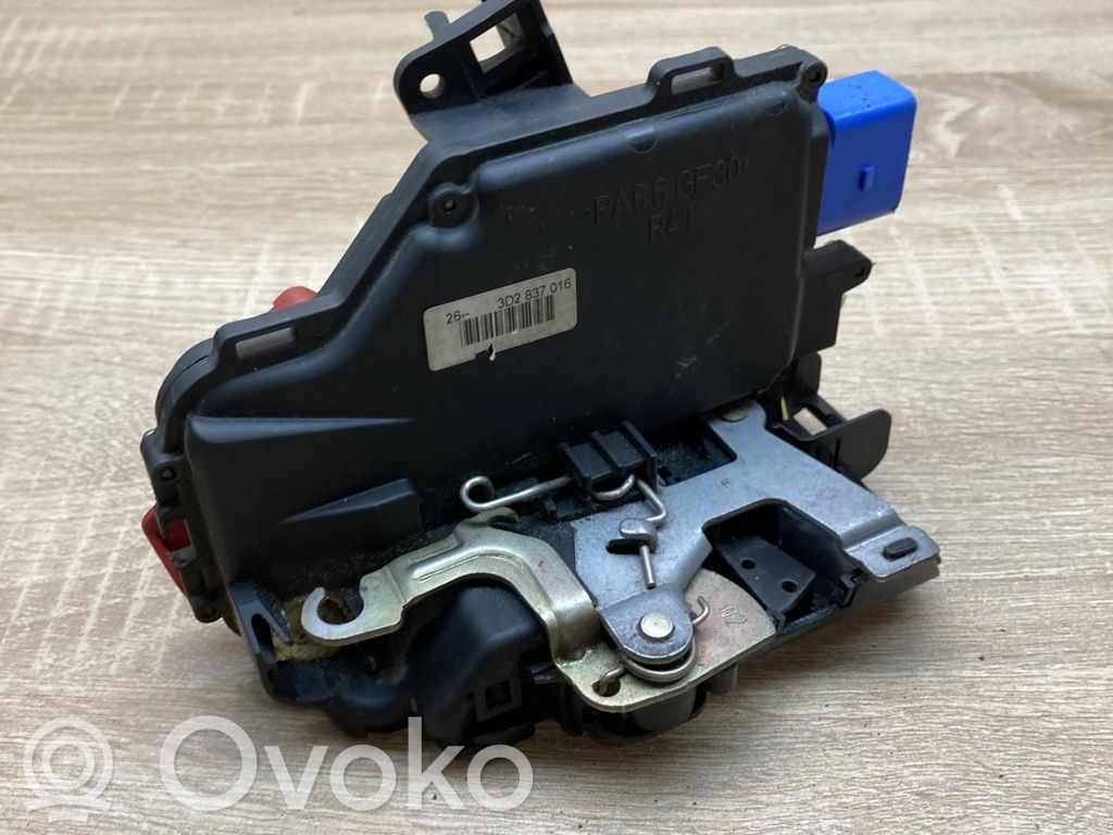 Volkswagen Golf Plus Serratura portiera anteriore 