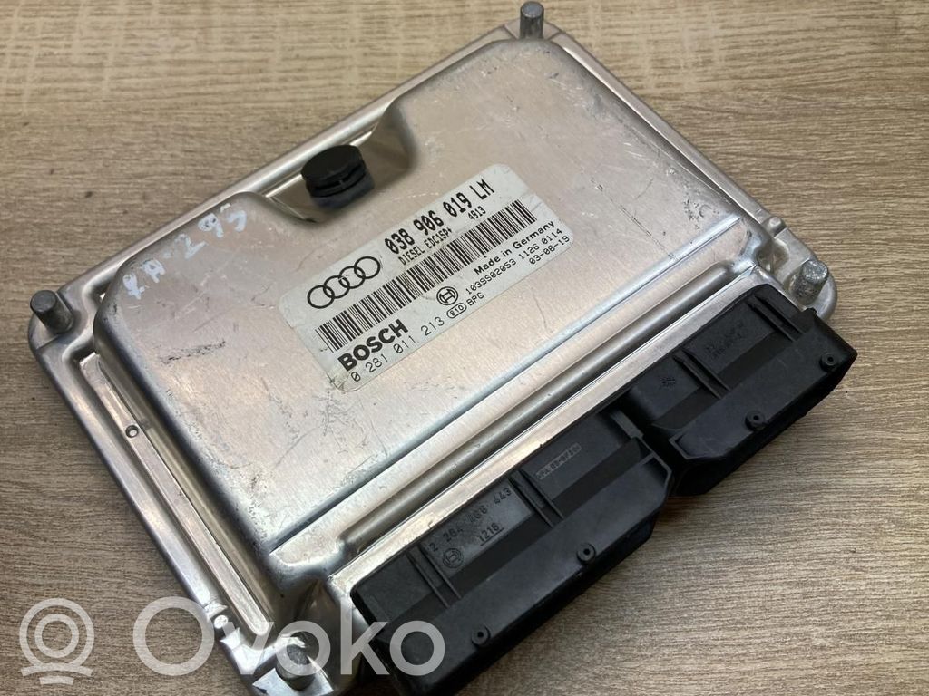 Audi A6 S6 C5 4B Centralina/modulo motore ECU 