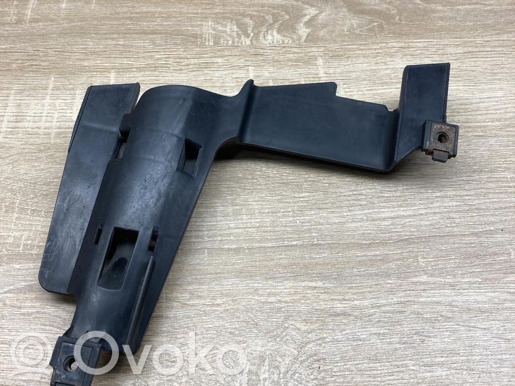 Headlight/headlamp mounting bracket   58201L