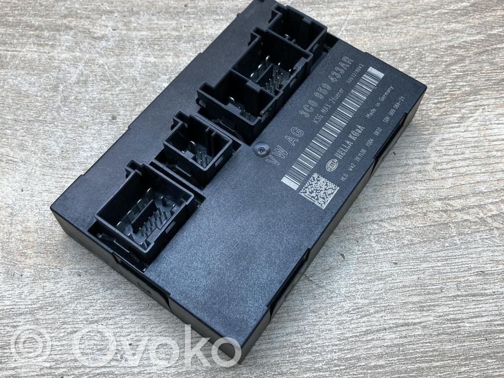 Volkswagen PASSAT B6 Modulo comfort/convenienza 