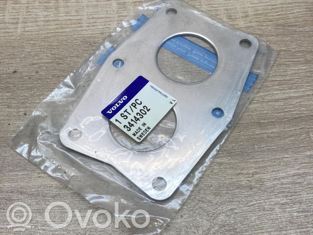 Volvo 440 Inne części kolektora wydechowego / wylotowego 