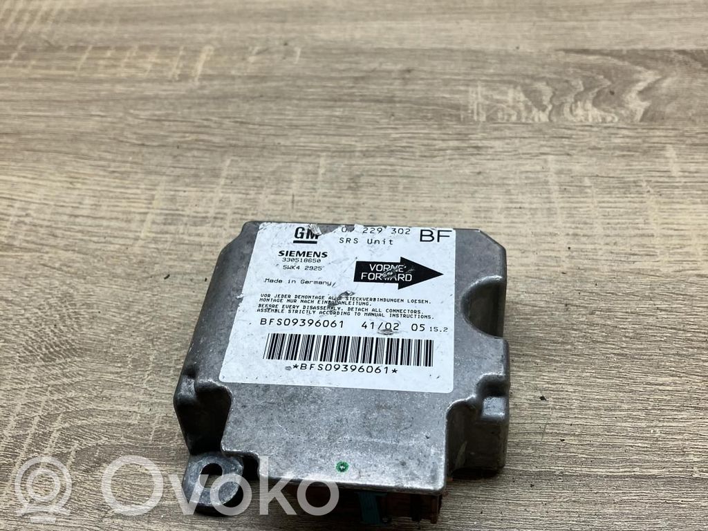 Opel Astra G Sterownik / Moduł Airbag 