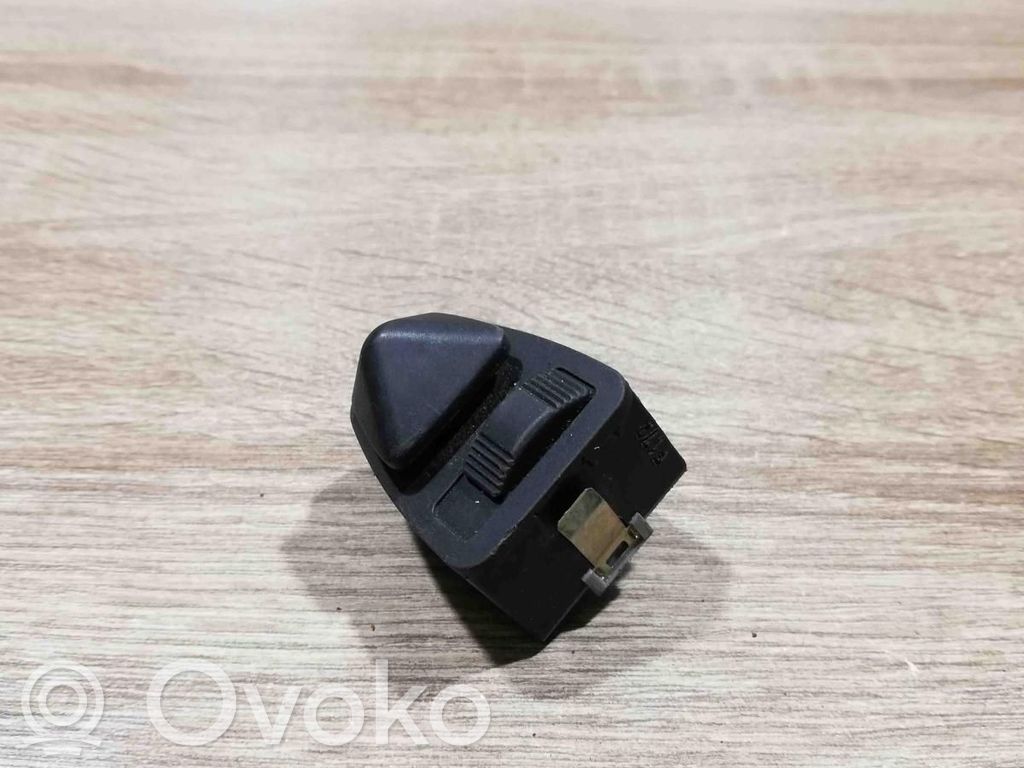 Wing mirror switch   8373692,61318373692