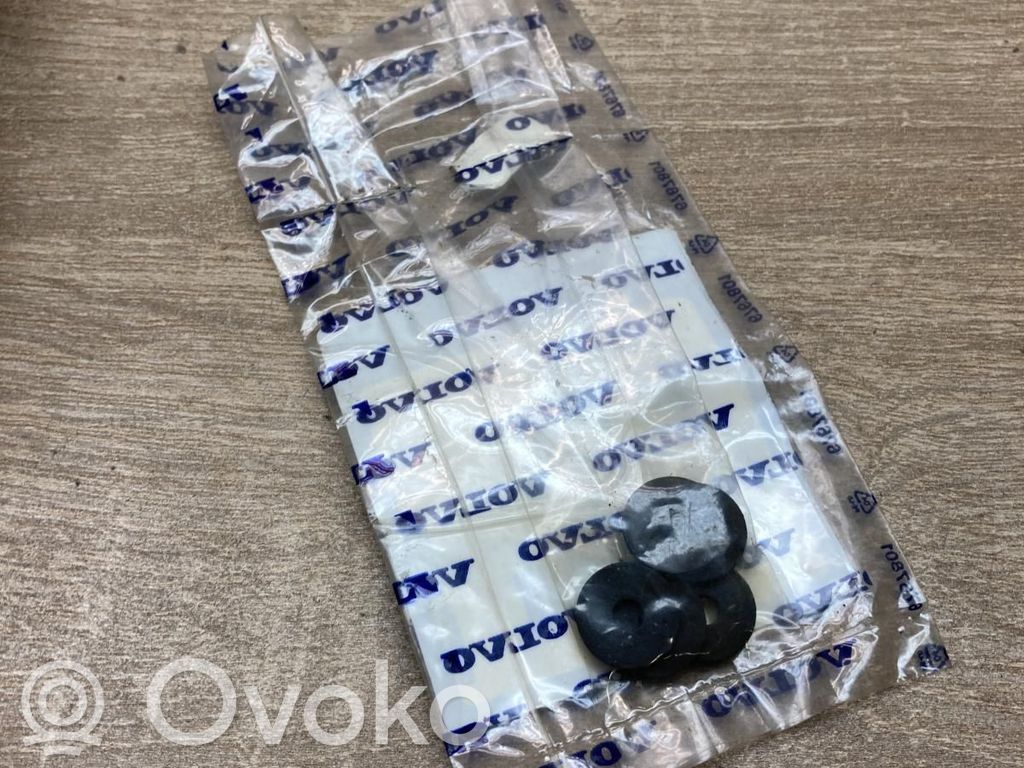 Volvo S40, V40 Alte piese compartiment motor 