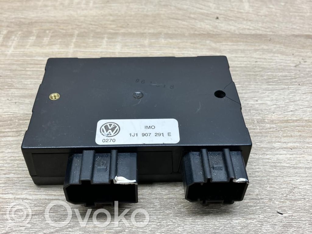 Volkswagen PASSAT B5 Mukavuusmoduuli