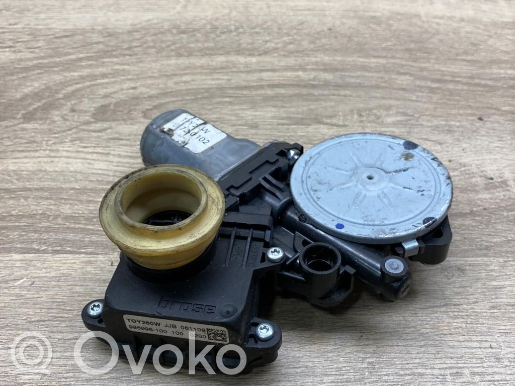 Toyota Corolla Verso AR10 Fensterhebermotor Tür vorne 