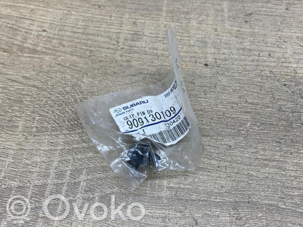 Inne części wnętrza samochodu   909130109