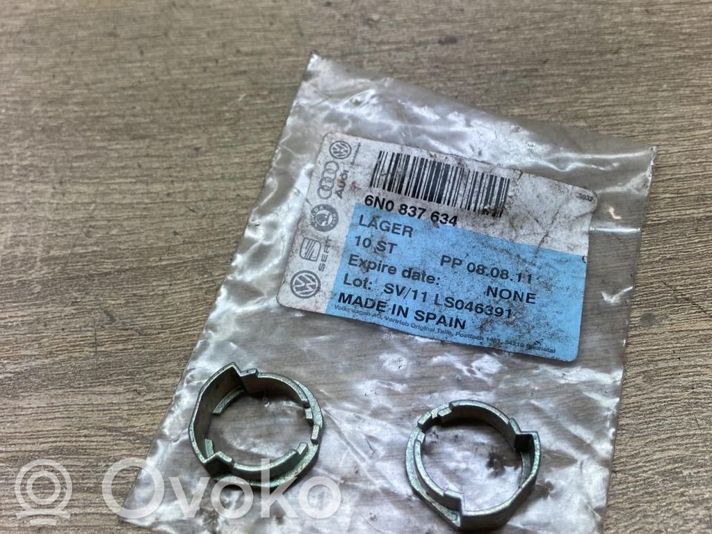 Volkswagen Polo III 6N 6N2 6NF Serratura portiera anteriore