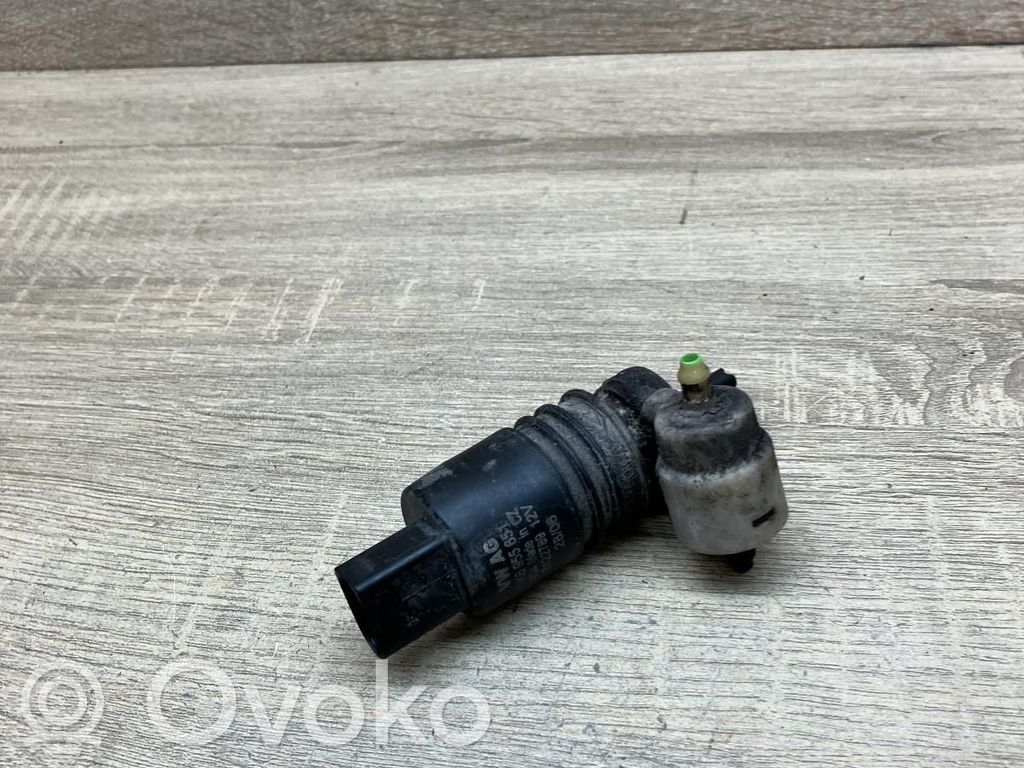Volkswagen Golf V Bomba del líquido limpiaparabrisas luna delantera 