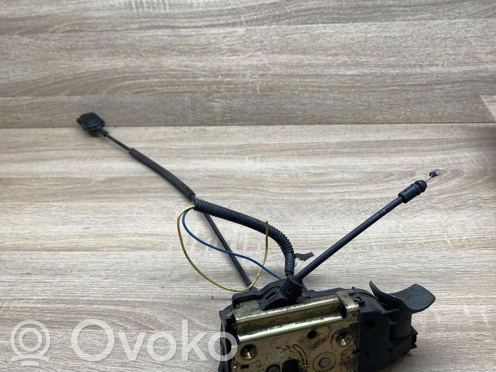 Nissan Primera Priekinė durų spyna