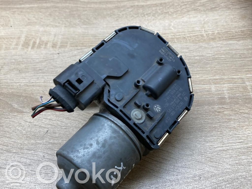 Volkswagen Touran I Wischermotor 
